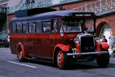 1931 Vaillant Direct Coaches Gilford 168OT GW-713