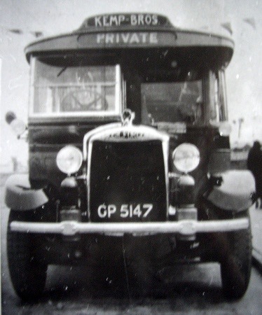 1933 Yeates KEMP-Gilford-GP-5147