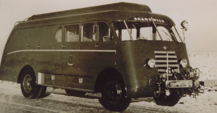 1950 Brandweer trucks DAF A50C360 tankautospuit met Van Bergen opbouw uit 1950 B-39004