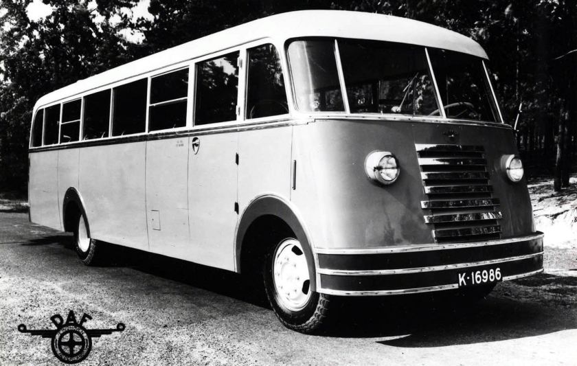 1950 DAF 7lijns autubus uit Zeeland K-16986