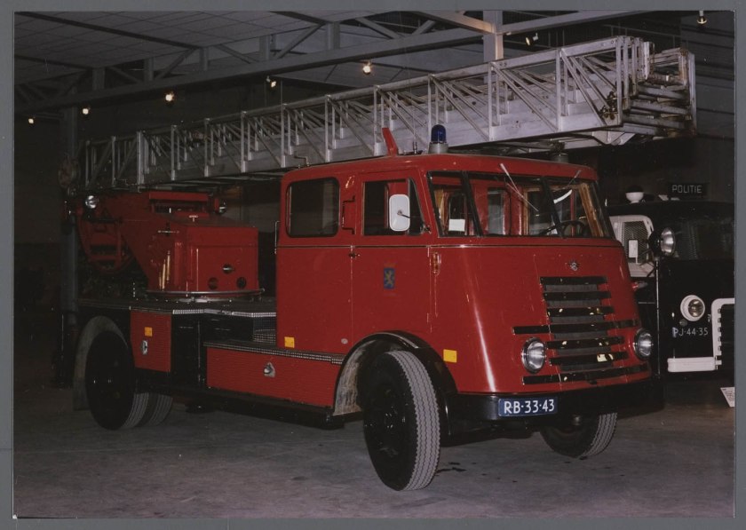 1955 Brandweer Trucks DAF  A1300C van gemeente Leeuwarden