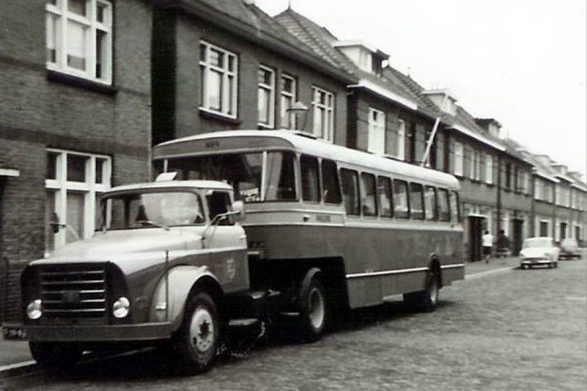 1957 Daf Torpedo met Bus oplegger