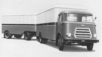 1959 DAF      Introductie van de 1800-serie met DS575-dieselmotor voorzien van turbocompressor.