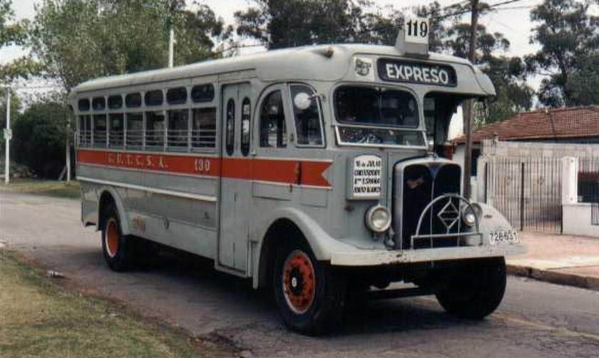 Bussen ACLO = AEC South America 1938 Uraguay a