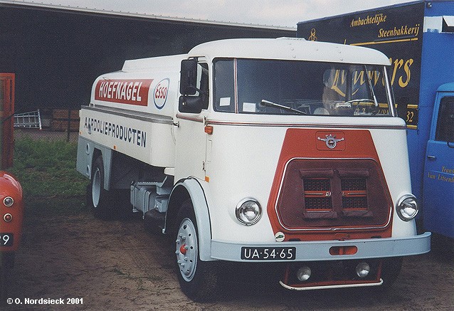 1968 DAF A 1600 Heizöl-Tankwagen