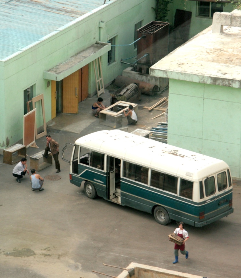 22 School bus in Pyongyang