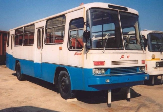 29 ② 집삼-88형 버스 (Jipsam-88 bus) 청진버스공장