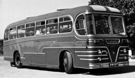 63 1957 Bussen Commer-Beadle Integral coach, TUK255, of 1957