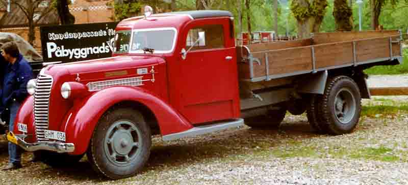 1937 Diamond T Truck a