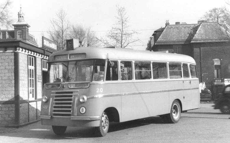 1948 chassis ex-bus 36=20 Domburg (zelfde model carrosserie als 2 & 3) 1948-020