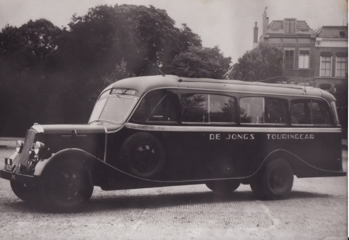 1932 GMC - carr. Den Oudsten en Domburg