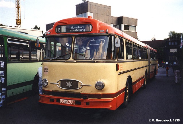 1957 Henschel HS 160 USL-G Gelenkbus ex Stadtwerke Trier SWT