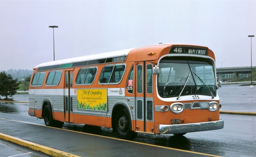 Ex-Rose City Transit bus 575 r113f24b