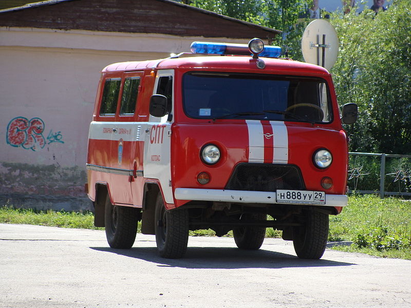 UAZ-452-based fire-engine