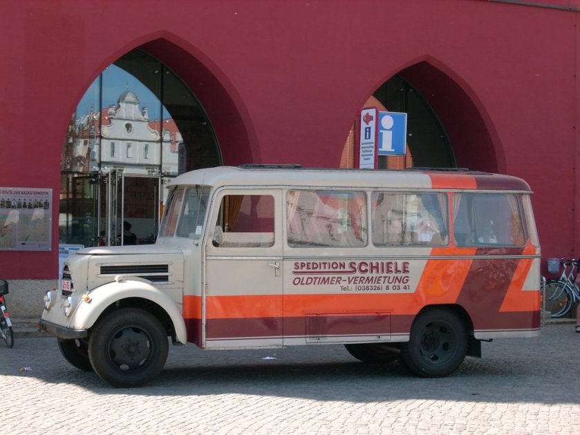 1950 Robur Garant K30 Busses in Greifswald a