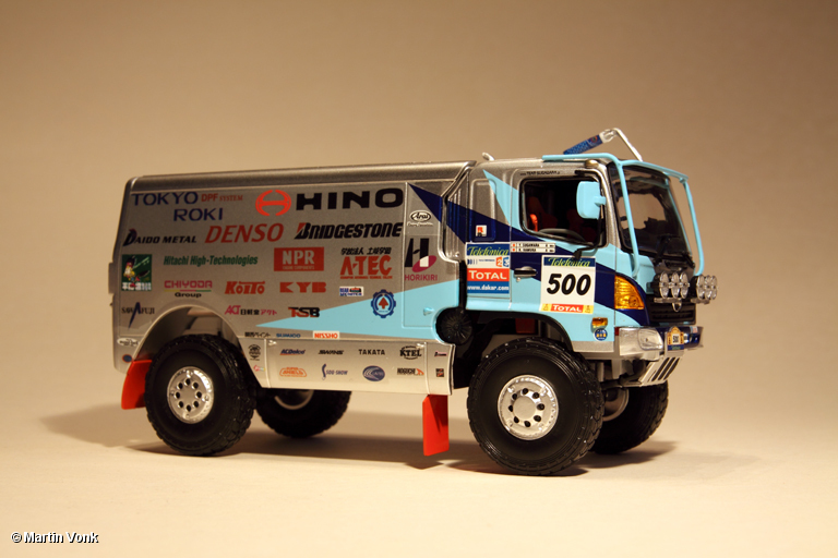 2005 Hino-Ranger-2005-1
