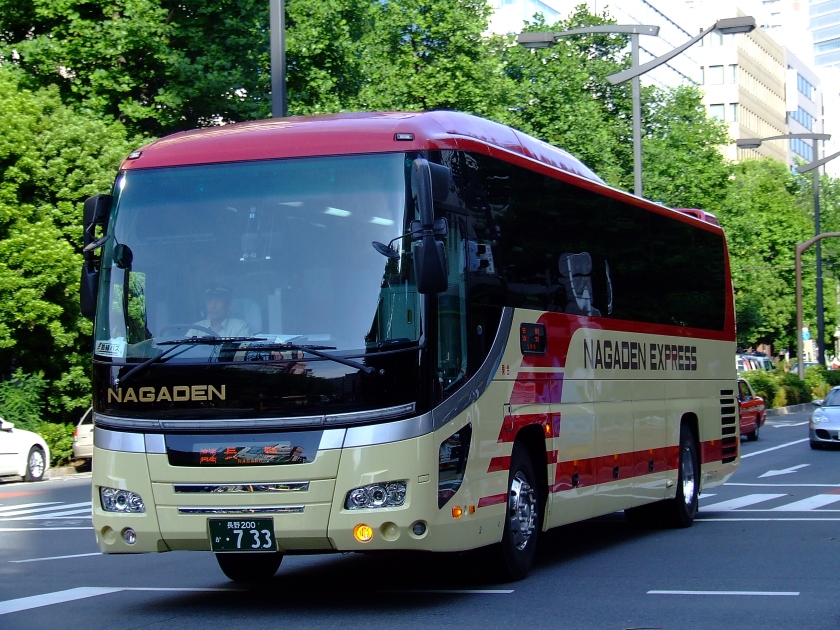 2005 Hino S'elega Nagaden-tokyo-nagano-highwaybus