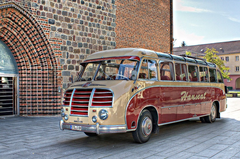 1951 Kässbohrer Setra S8 Oldtimer Bus