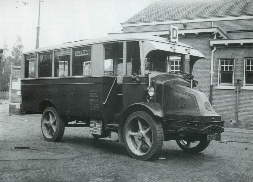 1924 Latil (via Snitsler & Co., 's-Gravenhage) - Pennock & CO., 's-Gravenhage busserie 5