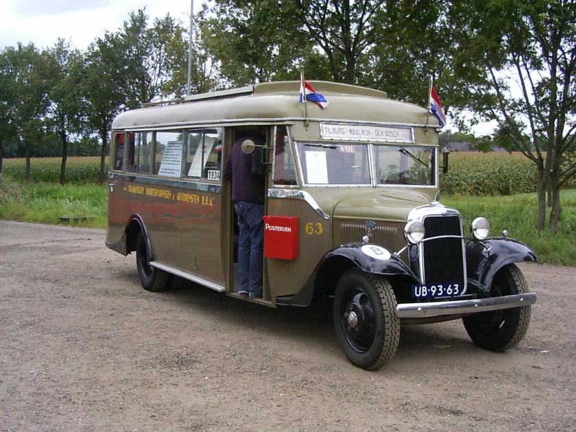 1934 Ford Motor Company-Kusters & Lemmens-bus (tegenwoordig Berkhof)