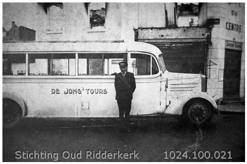 1936 Bus met chauffeur. Wagenparknummer 2. Merk Krupp. Carrosserie Quist Rotterdam. Bouwjaar 1936