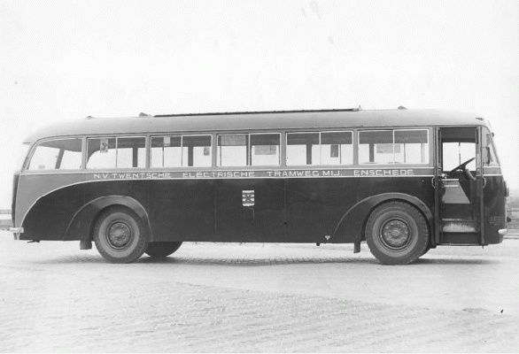 1939 Kromhout 11 met carrosserie van Verheul.