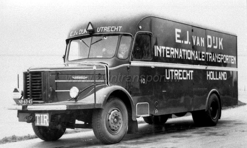1952 Kromhout van EJ van Dijk utrecht
