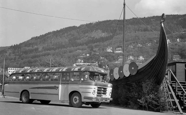 1954 0-666 fra Arna Bruk, Scania Vabis 1954-modell på plass for en tilværelse for Drosjebilsentralen