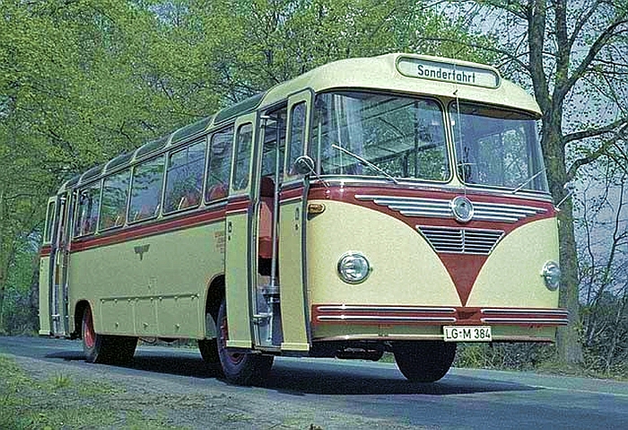 1955 Krauss-Maffei KMS-125 bus