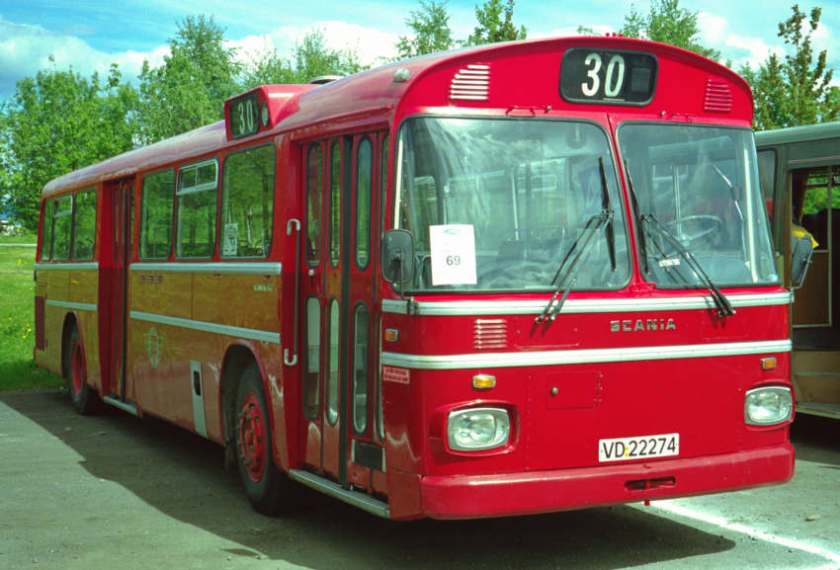 1971 VD22274 is a Scania CR110M with integral bus body.