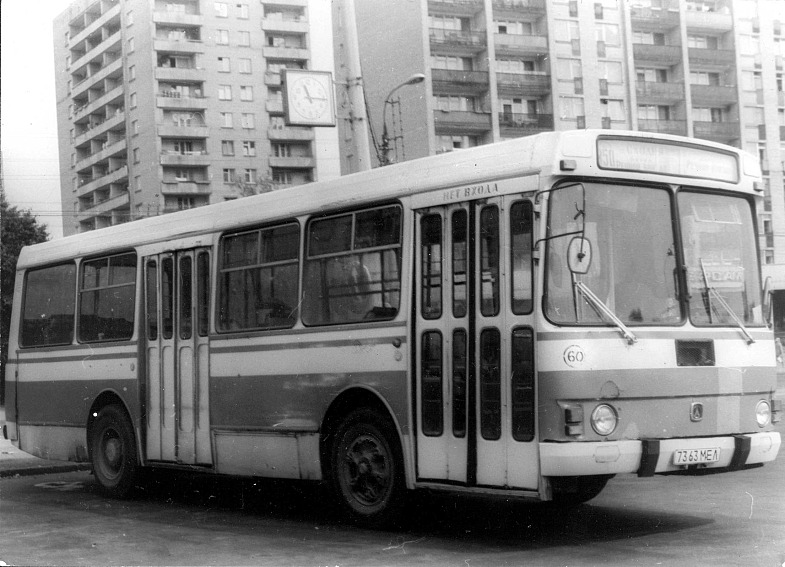 1978-83 laz-4202-10