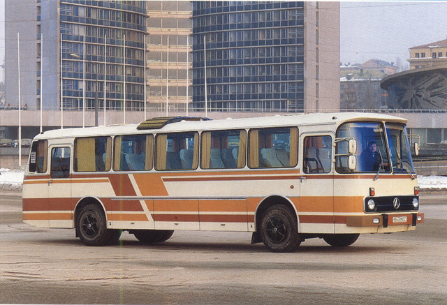 1987 laz-699-01