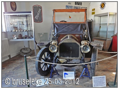 1909 taxi-miesse