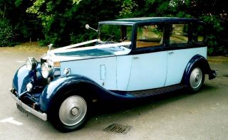 1925 Rolls-Royce 20-25hp wears formal limousine coachwork by the Norwich-based firm of Mann Egerton.
