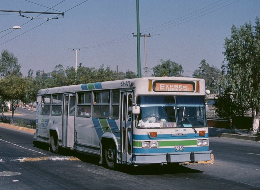 MASA bus in Tláhuac in March 1995