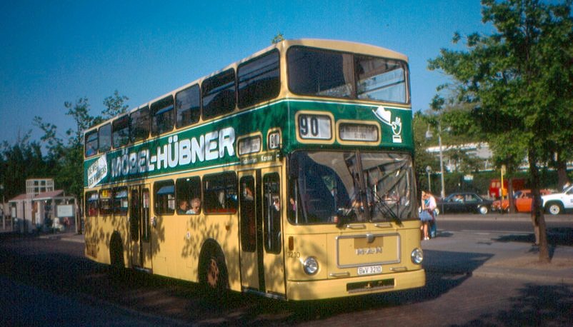 98 1973-85 Berlin-MAN-SD200-Bus3210