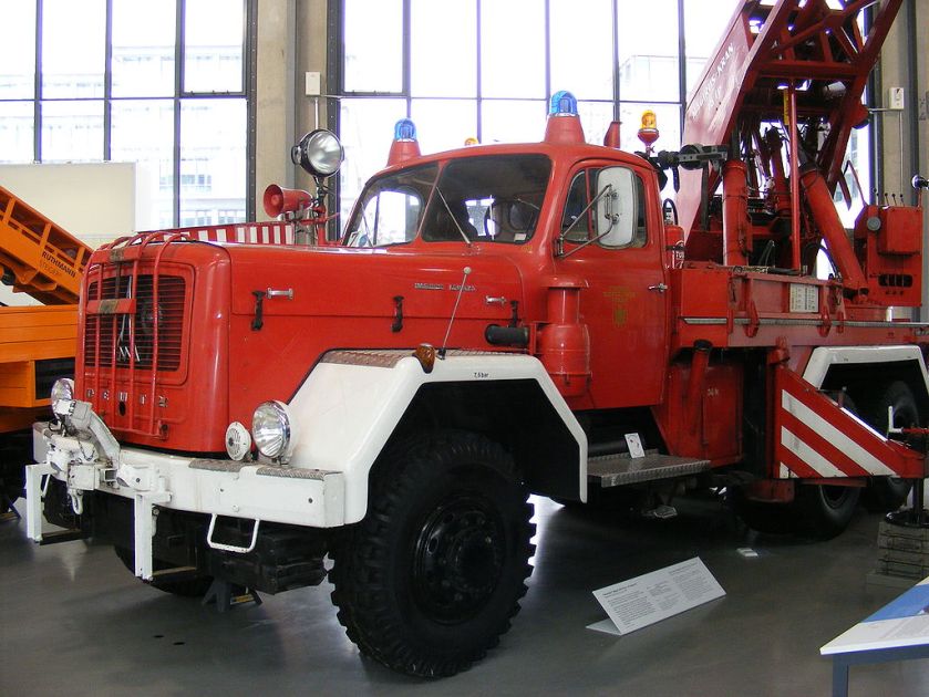 Feuerwehrkran Typ 250 D 25