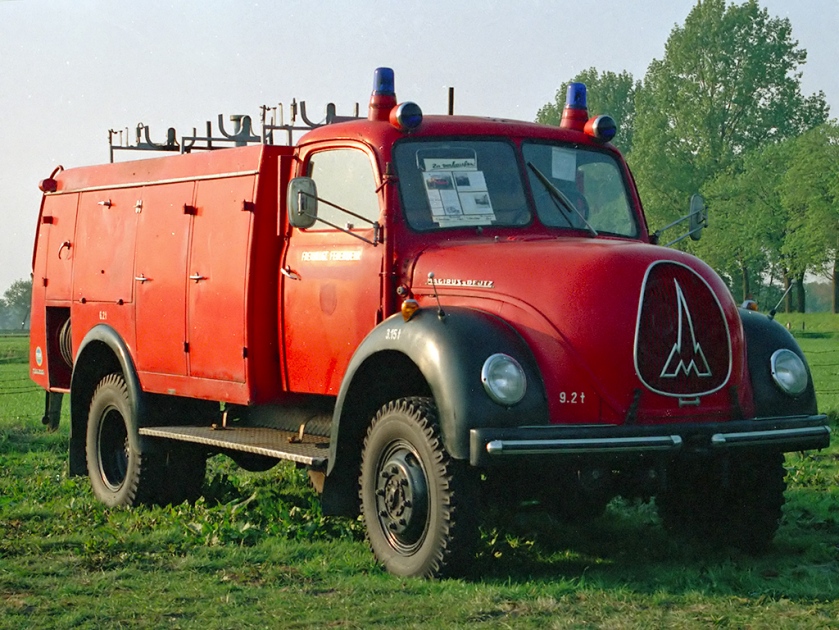 Magirus-Deutz brandweertruck met luchtgekoelde Deutz diesel