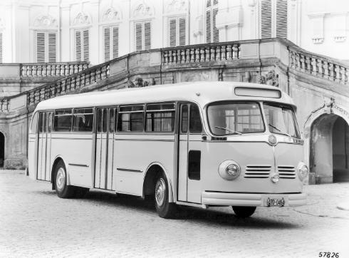 Mercedes-Benz Bus History PA