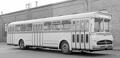 Mercedes-Benz Type O 317 Bus