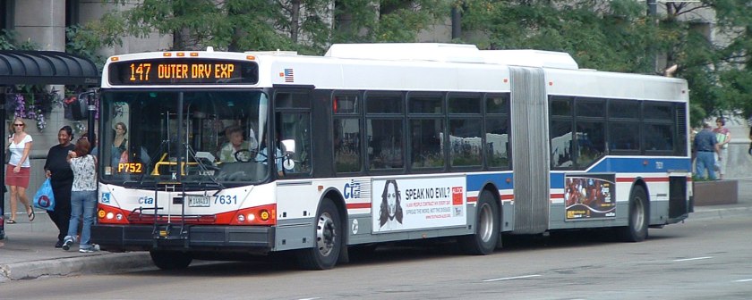05 CTA-articulated-bus