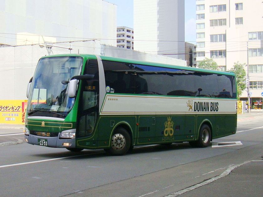 12 Dōnan bus S200F 2293