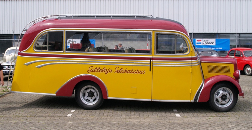 1939 Opel Blitz bus
