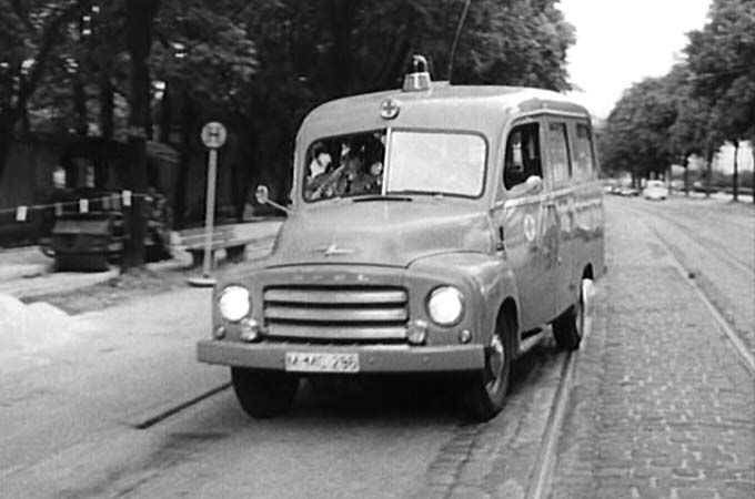 1952 Opel Blitz Krankenwagen Miesen