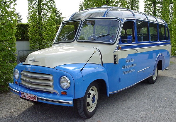 1957 Opel Blitz Panoramabus