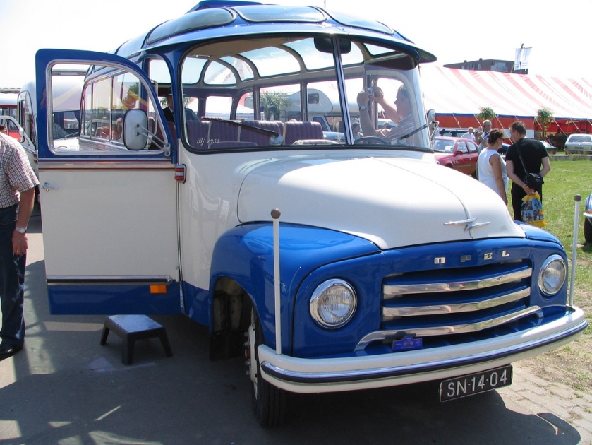 1960 Opel Blitz bus SN-14-04