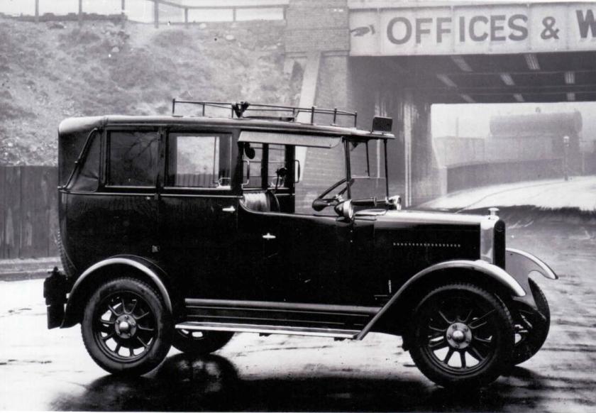 1b Sole-surviving-Morris-London-Taxi-up-for-auction