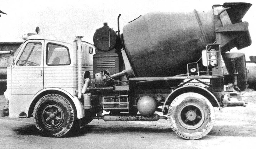 Pegaso Cementwagen