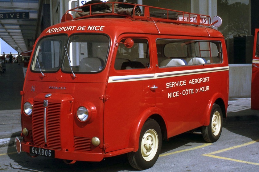 1965 Nice Peugeot minibus