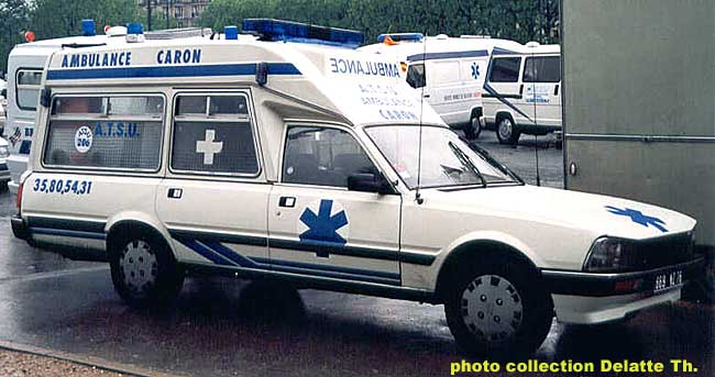 Peugeot 505 ambulance T